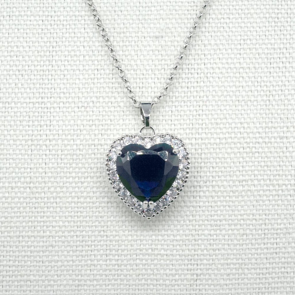 18 inch Silver chain with 2 inch extender, & blue heart pendant. Lobster Clasp. - Picture 2 of 2